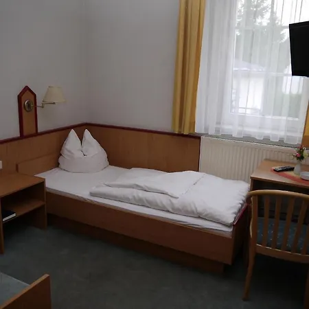 Grunaer Hof 3*